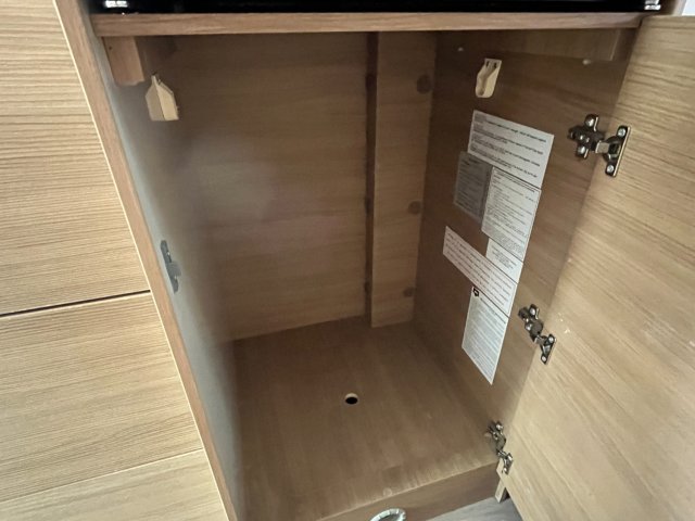 Mc Louis Menfys Van 3 KARAT - Photo 8