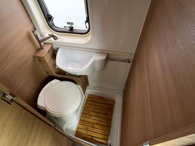 Mc Louis Menfys Van 3 KARAT - Photo 9