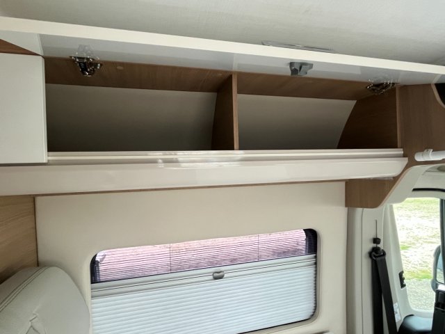 Mc Louis Menfys Van 3 KARAT - Photo 12