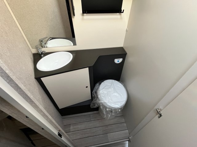 Mc Louis Yearling 81 - Photo 12