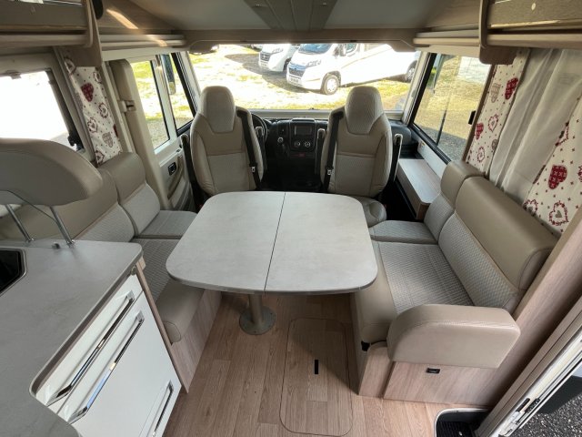 Rapido 8086 DF - Photo 17