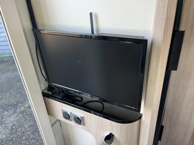 Rapido 8086 DF - Photo 25