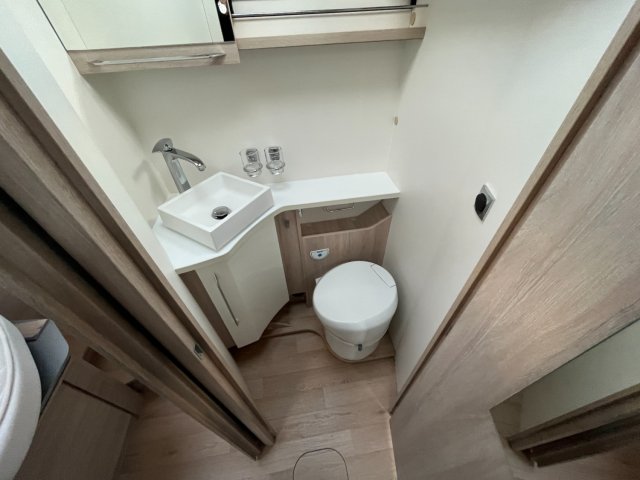 Rapido 8086 DF - Photo 27