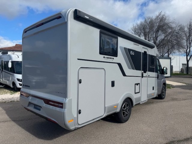 Adria Compact DL 60eme Anniversaire 60y ~ bva - Photo 2