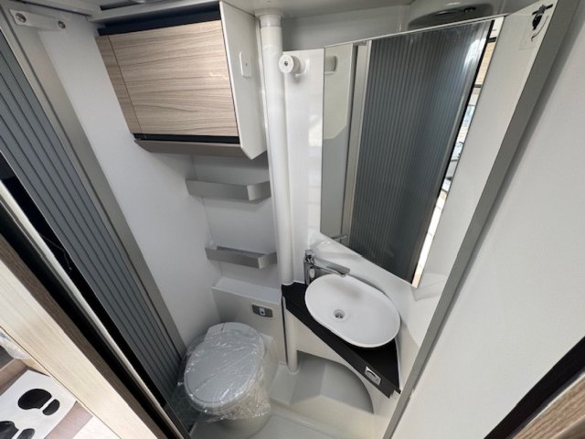 Adria Compact DL 60eme Anniversaire 60y ~ bva - Photo 9
