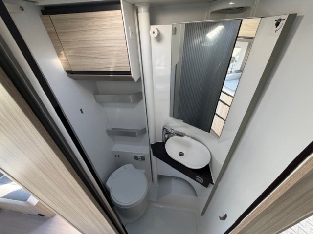 Adria Compact DL 60eme Anniversaire 60y ~ bva - Photo 9