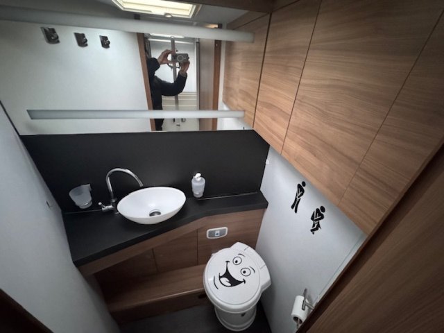 Adria Matrix Plus 670 DC - Photo 9