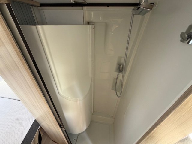 Adria Twin Plus 600 SP spb - Photo 8