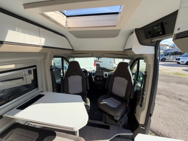 Adria Twin Plus 600 SP spb - Photo 9