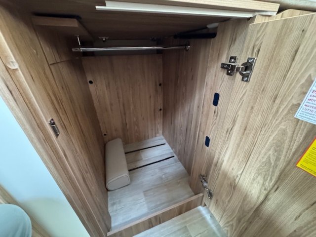 Bavaria Initial I740FGJ Style i740 fgj ~ bva - Photo 14