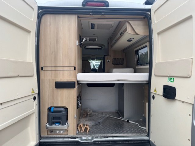 Campereve Magellan 742 Limited - Photo 3