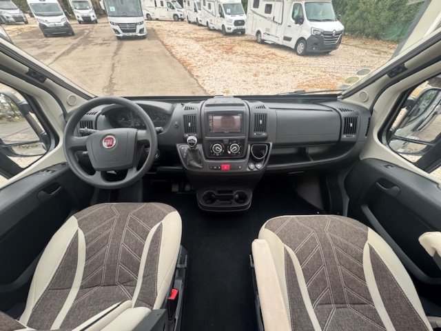 Campereve Magellan 742 Limited - Photo 4