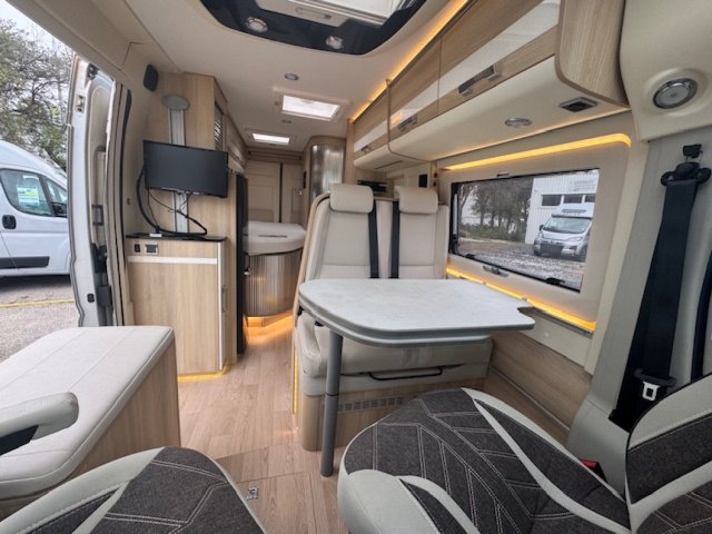 Campereve Magellan 742 Limited - Photo 6