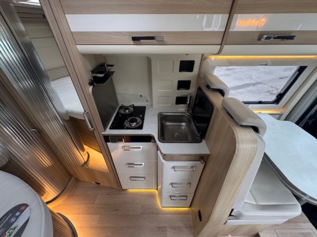 Campereve Magellan 742 Limited - Photo 7