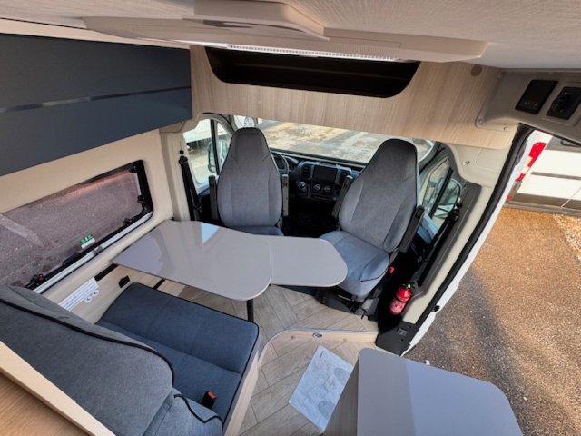 Chausson V594 First Line Light ~ 2026 - Photo 5