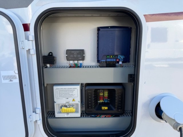 Rapido 8066 DF alko bva ~ 2026 - Photo 5