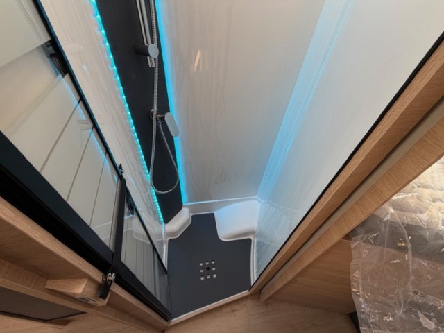 Rapido 8066 DF alko bva ~ 2026 - Photo 14