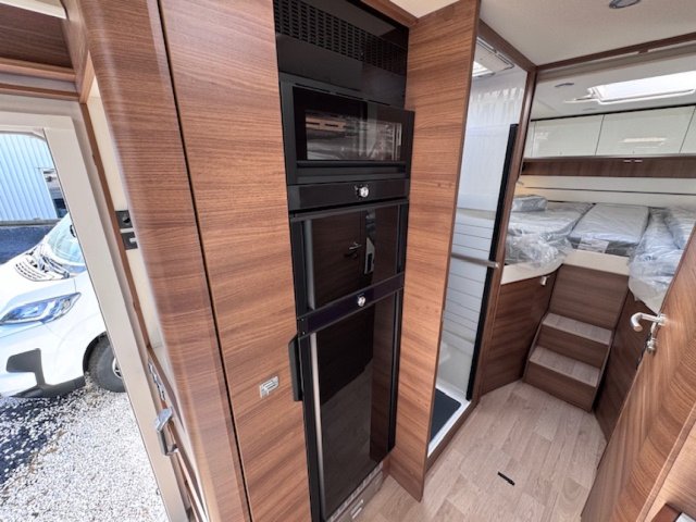 Rapido i166M i 166 m - Photo 15