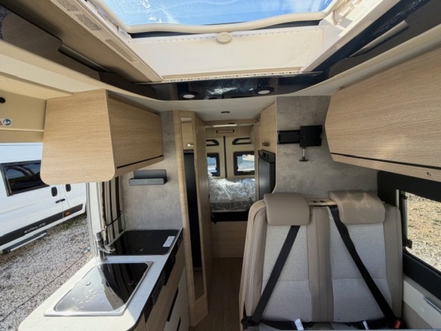 Rapido Van V55  bva ~ 2026 - Photo 8