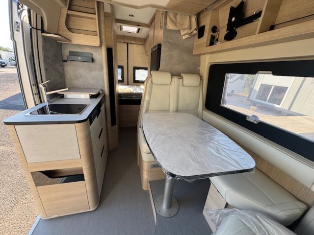 Rapido Van V65 XL ~ bva - Photo 7