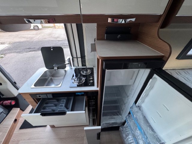 Rapido Van V68 - Photo 9