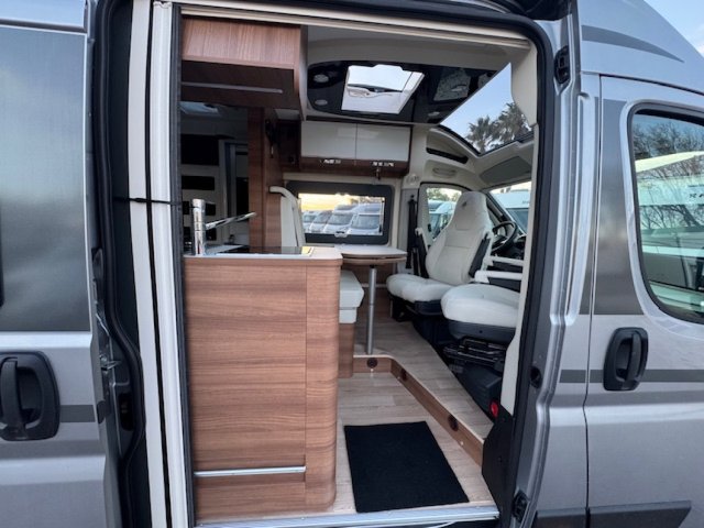 Rapido Van V68 - Photo 14