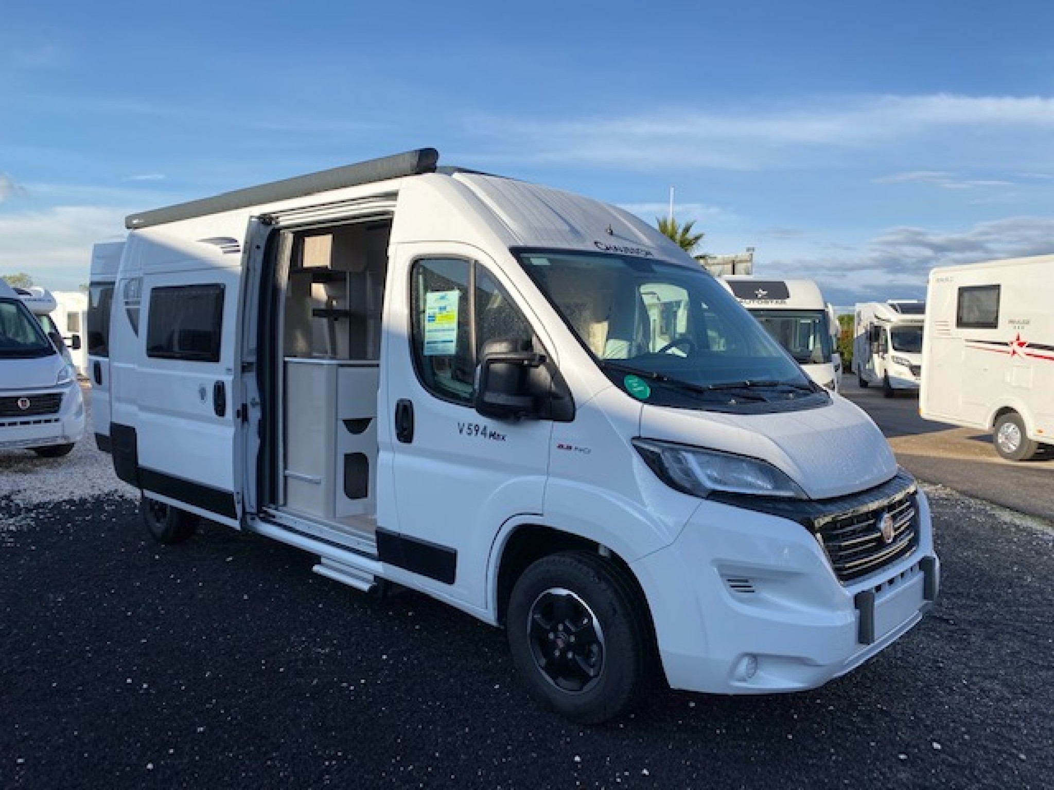 Chausson Twist V 594 Max neuf de 2020 - Fiat - Camping car en vente à ...