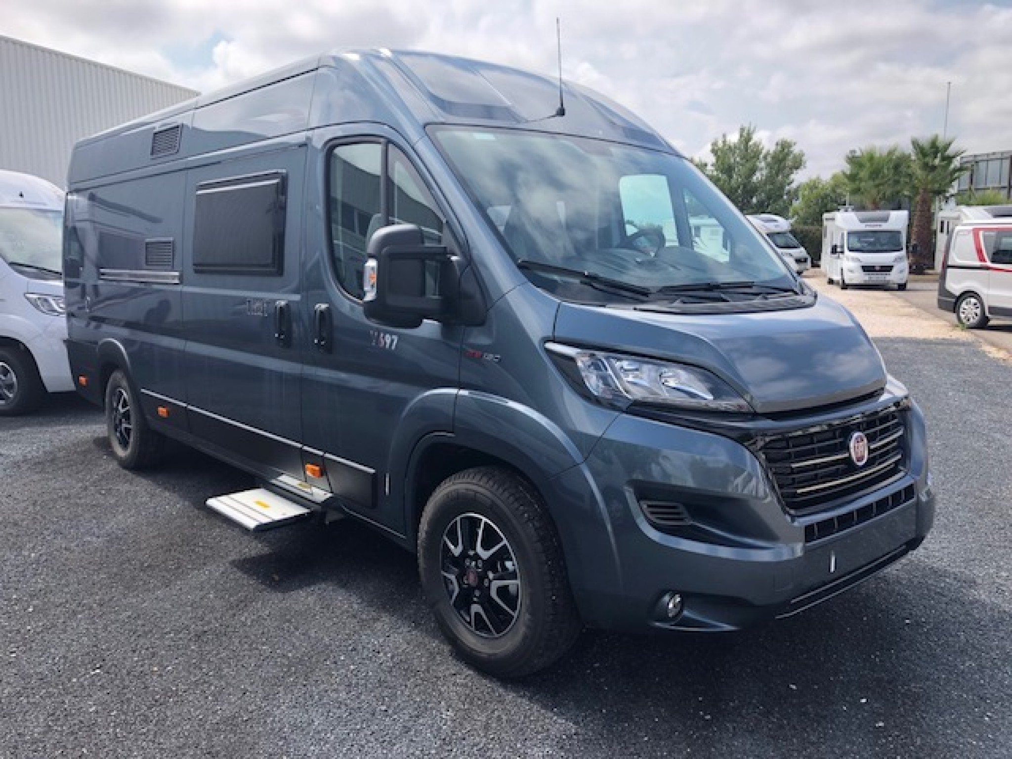 Chausson Twist V 697 neuf de 2019 - Fiat - Camping car en vente à ...