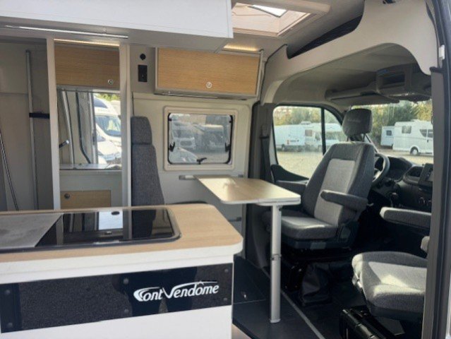 Font Vendome Master Van XS - Photo 2