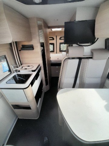 Rapido Van V55 - Photo 3