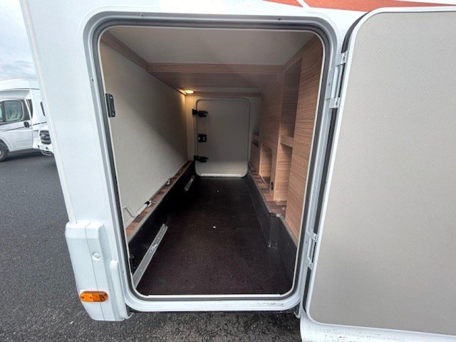 Weinsberg CaraCompact MB 640 MEG Edition Pepper - Photo 9