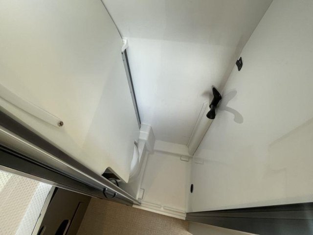 Burstner B66 600C CAMPEO C600 ED B 66 - Photo 9