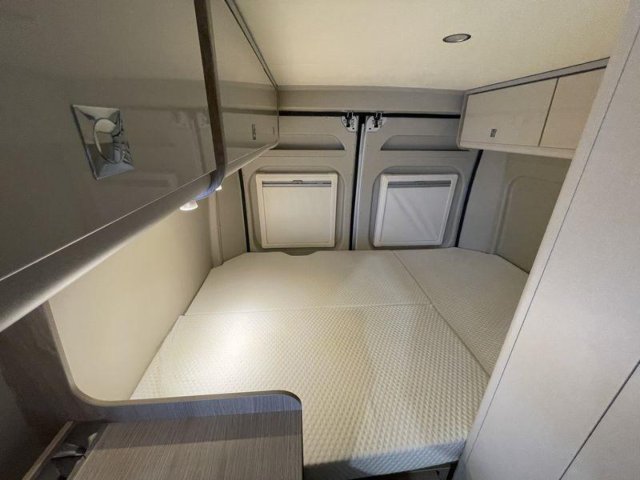 Burstner Campeo C 540 4x4 TOIT RELEVABL - Photo 9