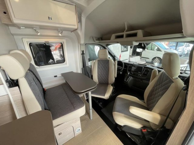 Burstner Lineo C 590 - Photo 7