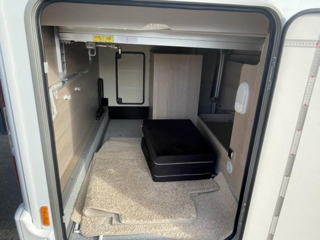 Burstner Lineo T 700 - Photo 5