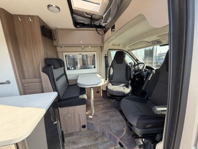 Carado CV 600 Pro TOIT RELEVAVBLE - Photo 7