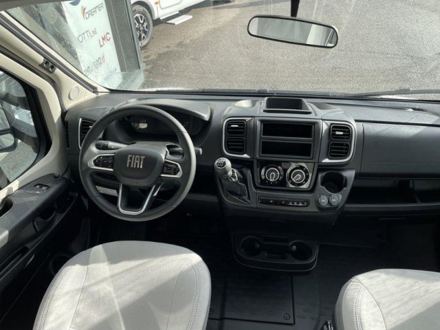 LMC Tourer Lift H 660 G - Photo 5