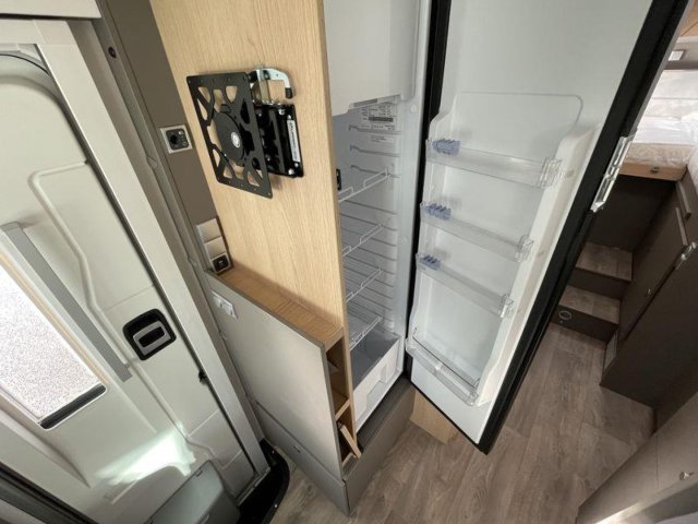 LMC Tourer Lift H 660 G - Photo 10