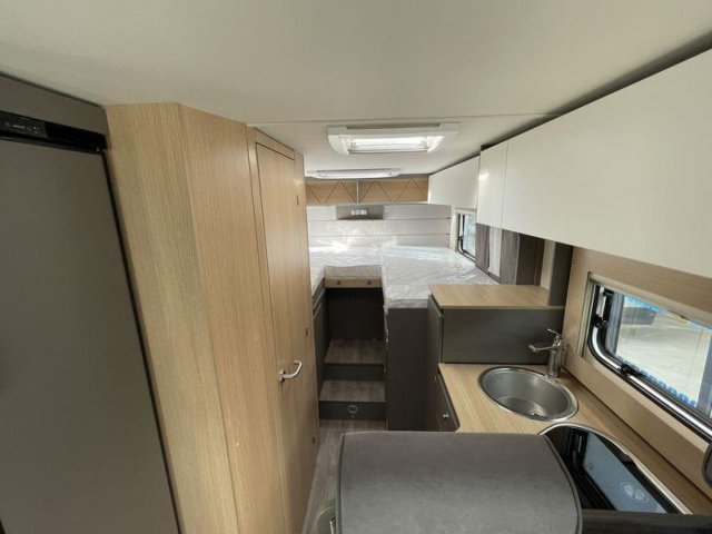 LMC Tourer Lift H 660 G - Photo 11