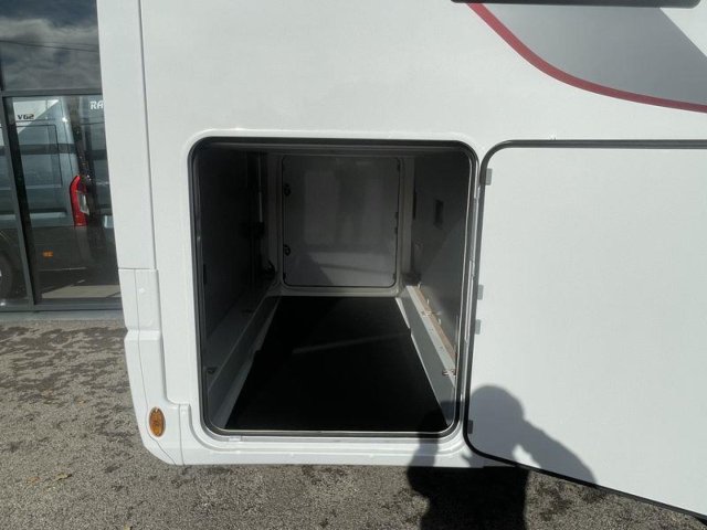 Rapido 696 F 696F 65 ANS - Photo 4