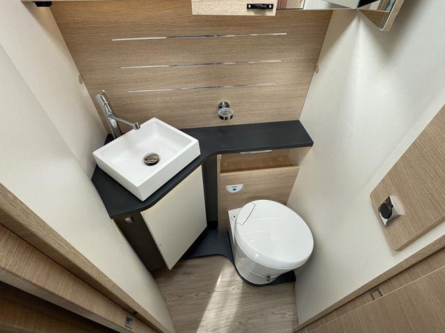 Rapido 8096 DF - Photo 16