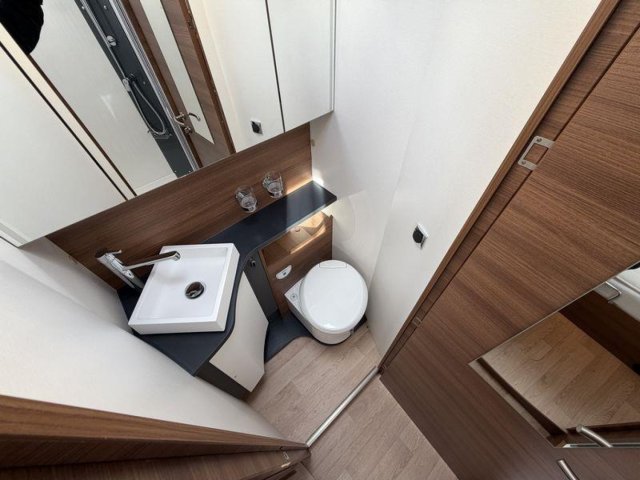 Rapido 896 F - Photo 13