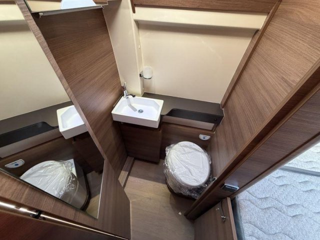 Rapido Van V55 V 55 - Photo 10