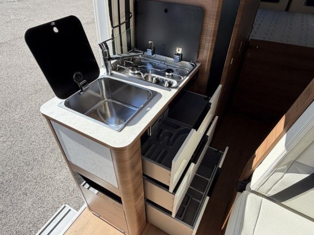 Rapido Van V55 V 55 - Photo 13