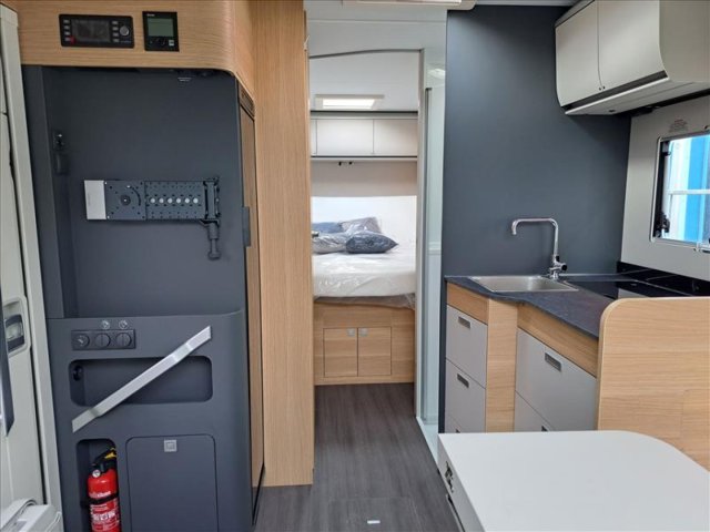 Adria Matrix Axess 650 DC - Photo 10