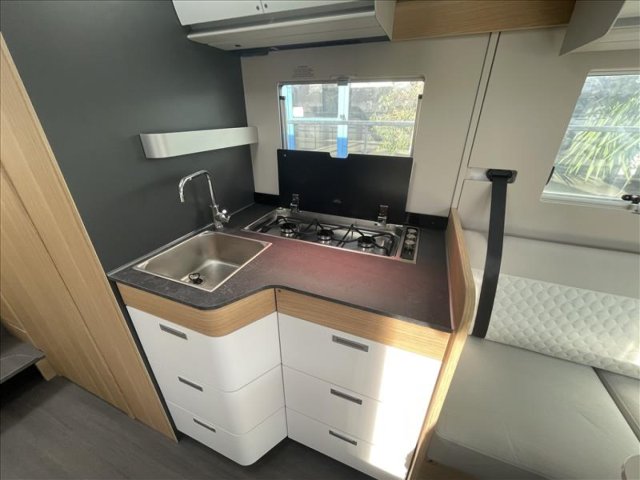 Adria Matrix Plus 670 DL - Photo 7