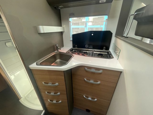 Adria Matrix Plus 670 SC - Photo 5