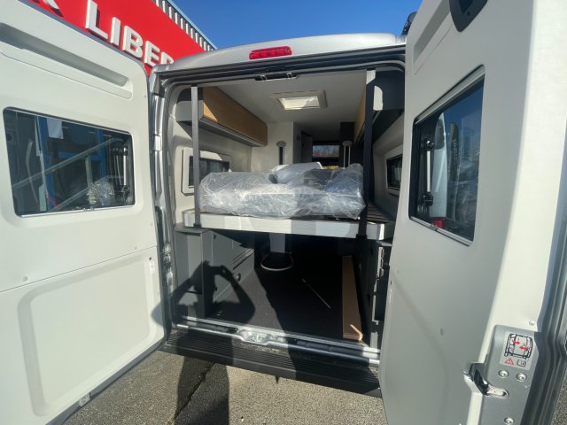 Adria Twin 640 SGX PTR 60 ANS - Photo 9