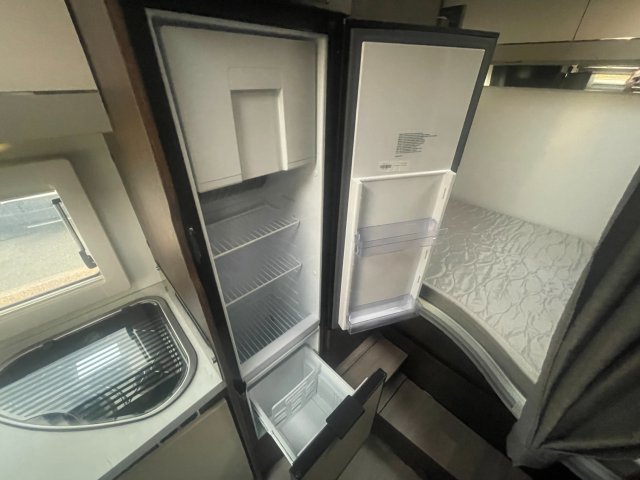 Benimar Tessoro 440 Up - Photo 10