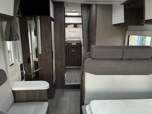 Benimar Tessoro 463 Up - Photo 4